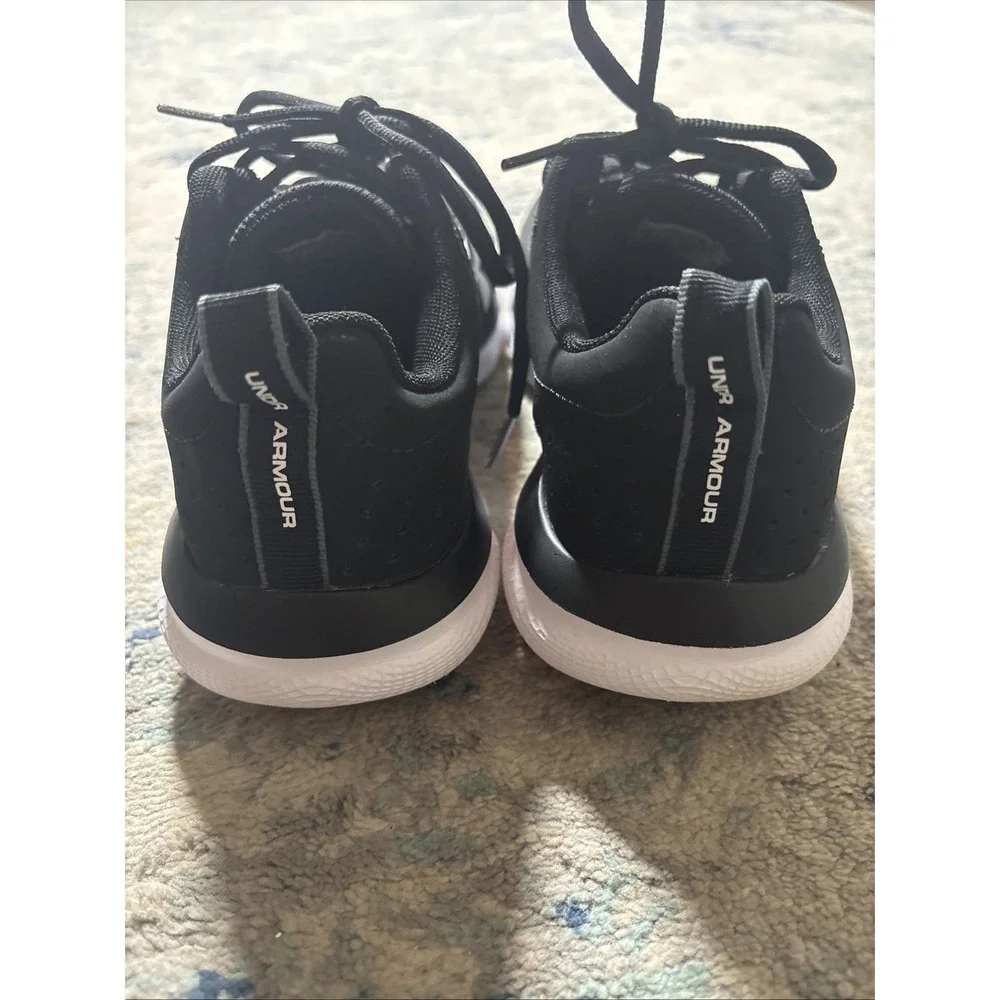 Under Armour Charged Assert 9 Black White Sneaker Wm's Sz 9 Excellent Condition